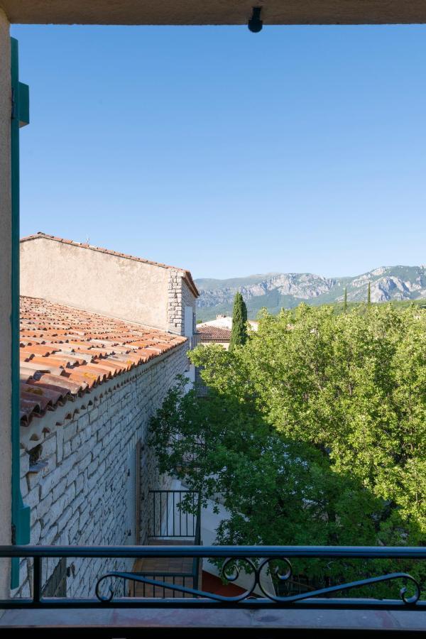 Hotel Sainte Anne "Le Verdon" Ле Саль-Сюр-Вердон Экстерьер фото